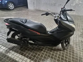 Honda PCX 125 2010 - 73.000 km pcx