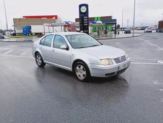 Volkswagen Bora 2000