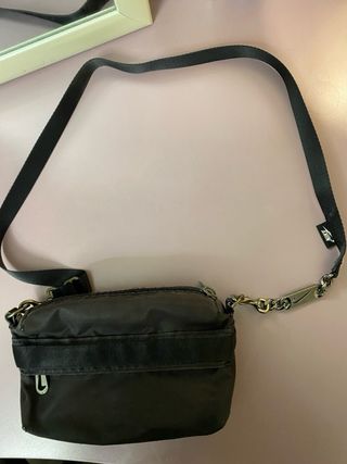 Borsetta a tracolla Nike nera