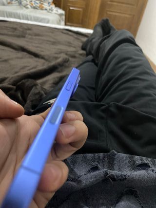 iPhone 16 128GB Morado - Batería 100%