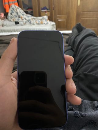 iPhone 16 128GB Morado - Batería 100%