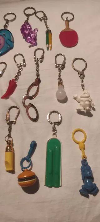 Llaveros varios diferentes figuras  vintage