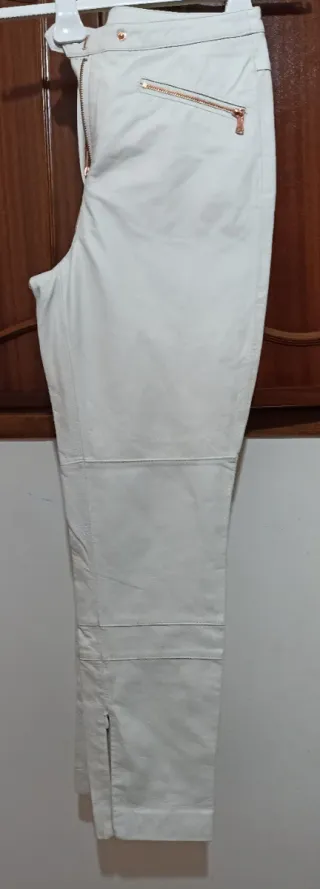 Pantaloni in vera pelle beige