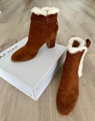 Botines Naf Naf Marrones con Borrego