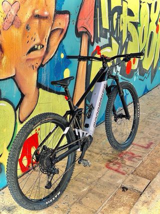 Bicicleta eléctrica Mondraker dusk