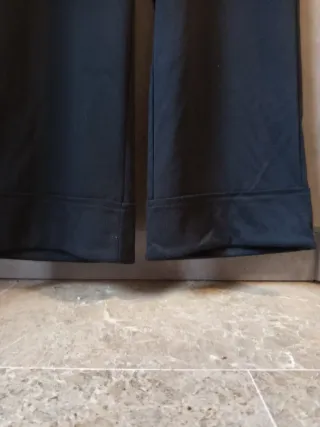 Pantalón ancho negro