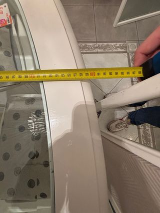 Tavolo con piano in cristallo