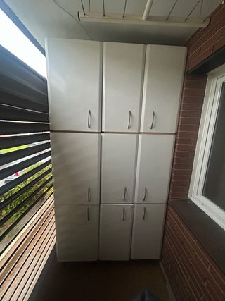 Armario de cocina / lavadero blanco