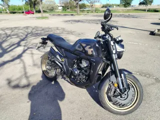 Zontes GK 350 Naked Moto