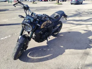 Zontes GK 350 Naked Moto