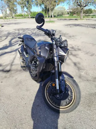 Zontes GK 350 Naked Moto