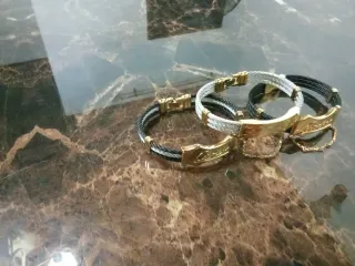 Pulseras Cartier Oro y Plata