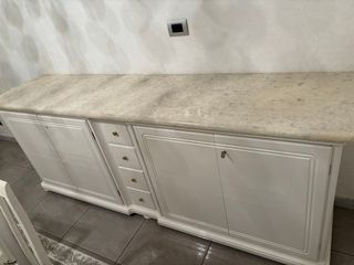 Credenza legno laccato e marmo