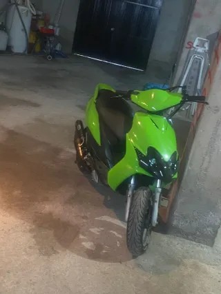 Yamaha Jog RR Agua Scooter