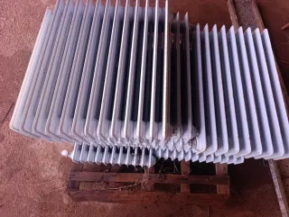 Radiadores de hierro blancos