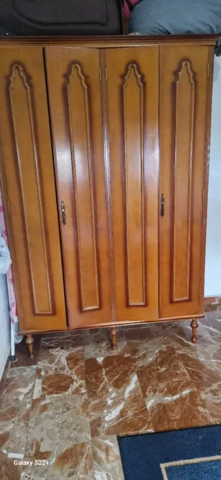 Armario 4 puertas madera