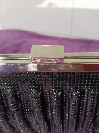 Bolso de fiesta negro y plateado