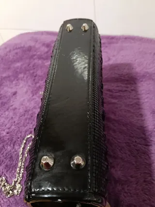 Bolso de fiesta negro y plateado
