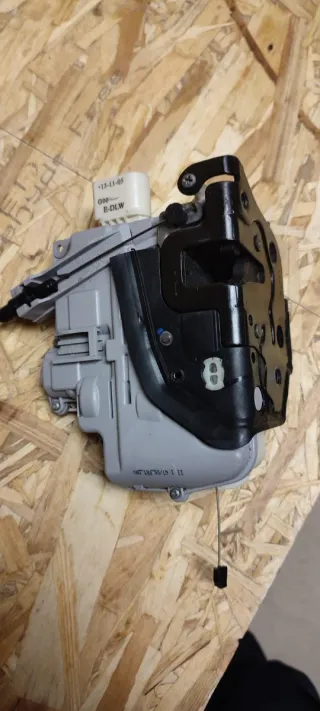 Cerradura Puerta Conductor Seat León 2 1P1 837 015