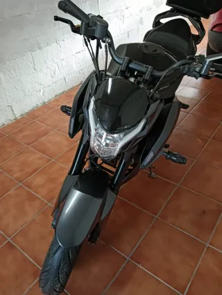 Zontes Z2 125cc Negro y Amarillo