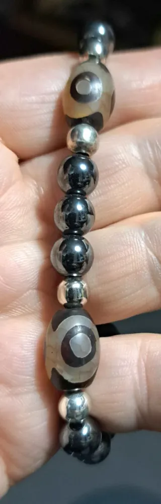 Bracciale Ematite con Perle Dzy 1 Occhio tibetane