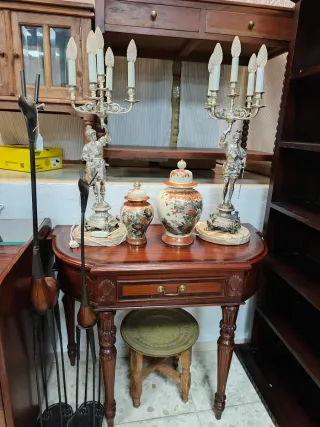 Muebles y artículos de decoración en venta