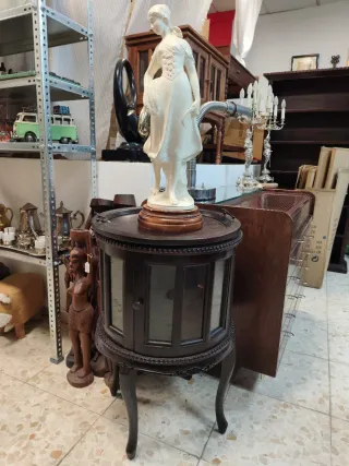 Muebles y artículos de decoración en venta