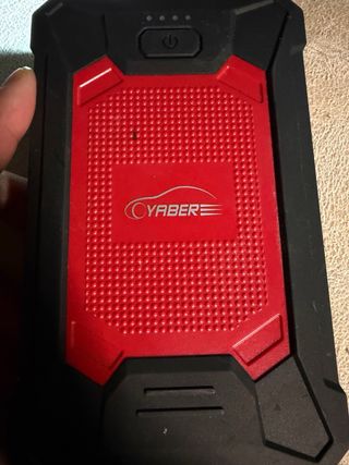 Arrancador de Batería CYABER