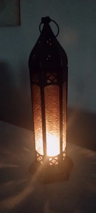 Farol metálico y portavelas de cristal