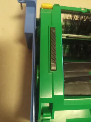 Carro de cepillos Roomba