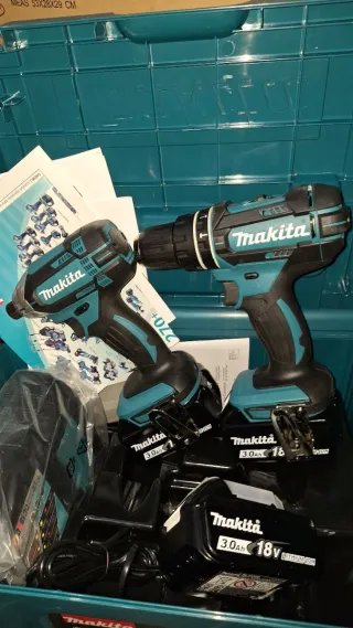 Taladro y Atornillador Makita 18V 3Ah