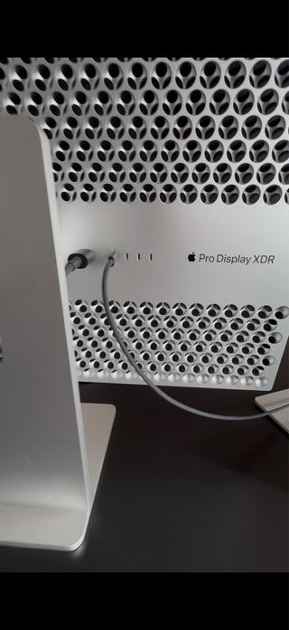 Apple Pro Display XDR + Pro Stand