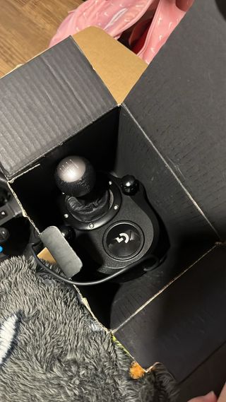 Volante Logitech G29 + Caja de Cambios