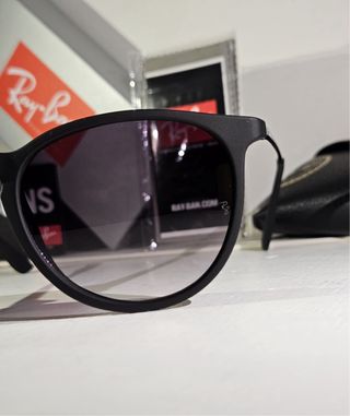Occhiali Ray Ban Erika Rubber Nero