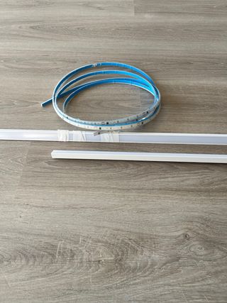 Perfil Angular + Tira LED + Conector