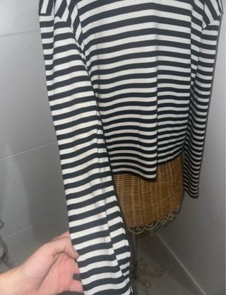 Camiseta larga rayas hombros descubiertos