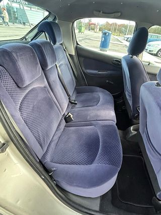 Peugeot 206 2003