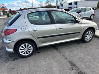 Peugeot 206 2003