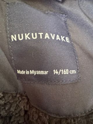 Abrigo niño talla 14marca Nukutavake