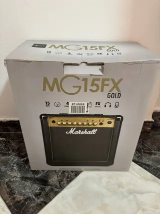 Amplificador Marshall MG15FX GOLD