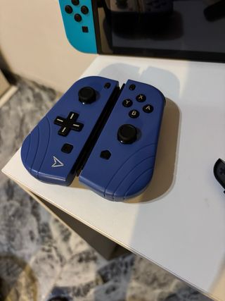 Nintendo Switch Azul/Rojo + Accesorios