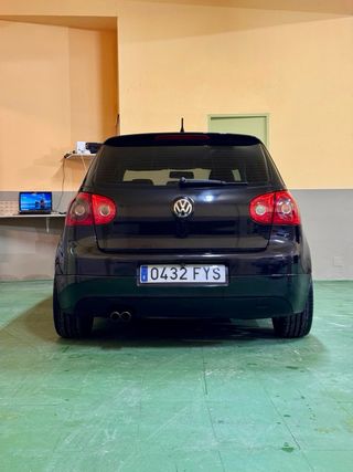Volkswagen Golf V 2.0TDI modelo GT Sport