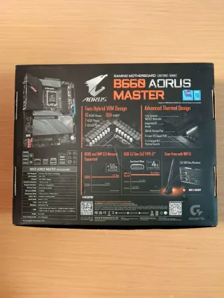 AORUS B660 Master Gaming Placa Base