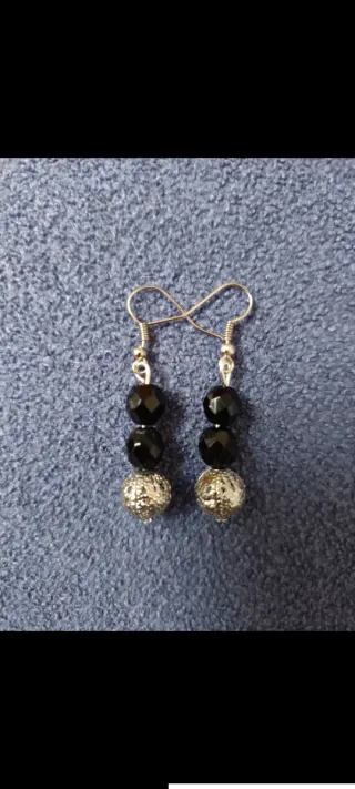 Pendientes de cristal negro#indumentaria