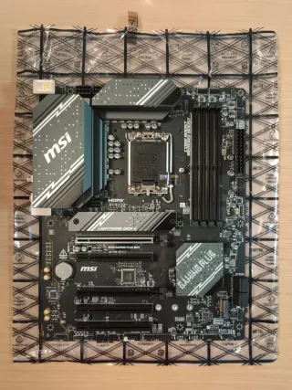 MSI B760 GAMING PLUS WIFI Placa Base