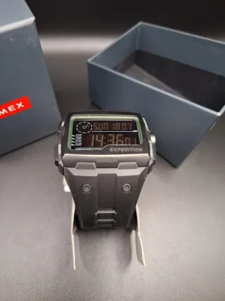 Reloj Timex Expedition Grid Shock TW4B24900