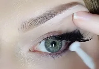 Lentillas de colores gris 3D