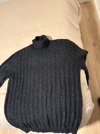 Jersey Mango cuello alto negro talla XL