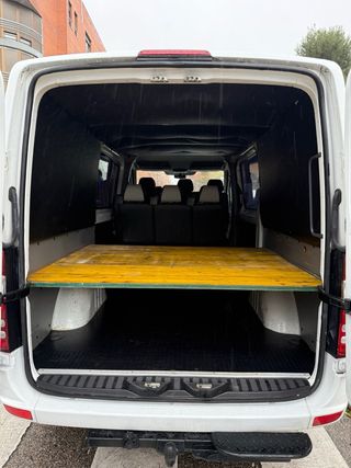 Mercedes-Benz Sprinter 2012