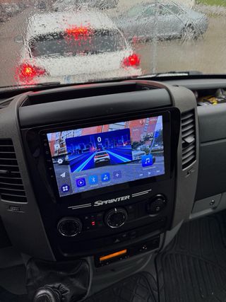 Mercedes-Benz Sprinter 2012